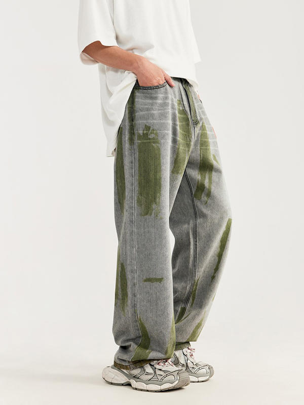 Lockere Jeans mit weitem Bein und handbemalten Kontrastfarben-1