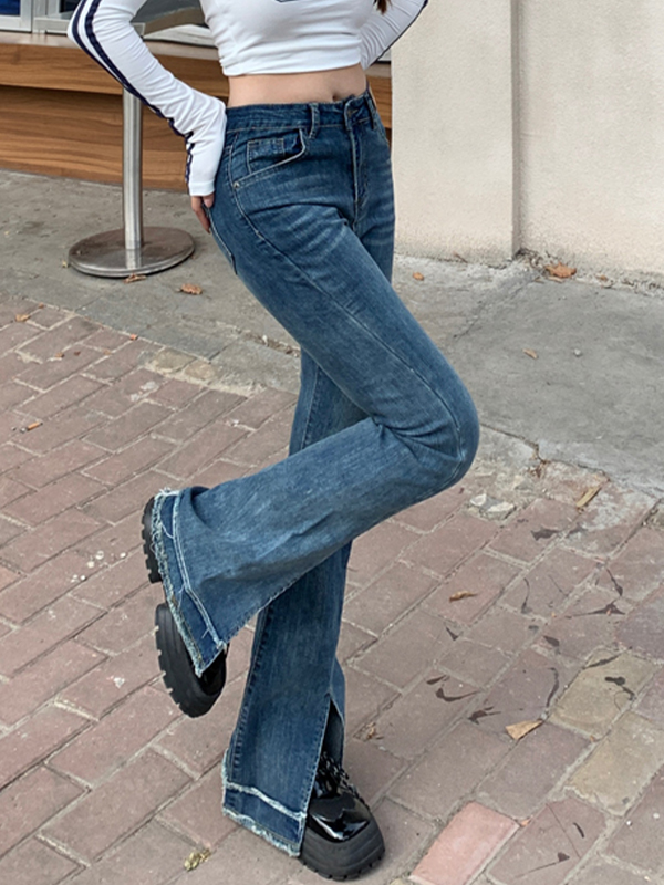 Schlankmachende Flare-Jeans mit Schlitz und leicht ausgestelltem Bein-3