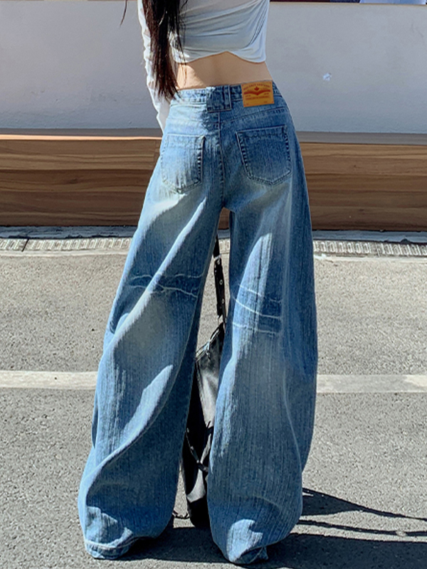 Boyfriendjeans im amerikanischen Retro-Street-Design-5