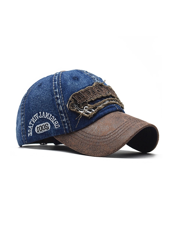 Mit Buchstaben bestickte Distressed-Denim-Baseballkappe-1