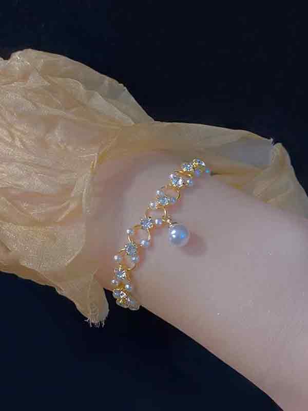 Armband mit Diamant-Perlendekor-Anhänger-1