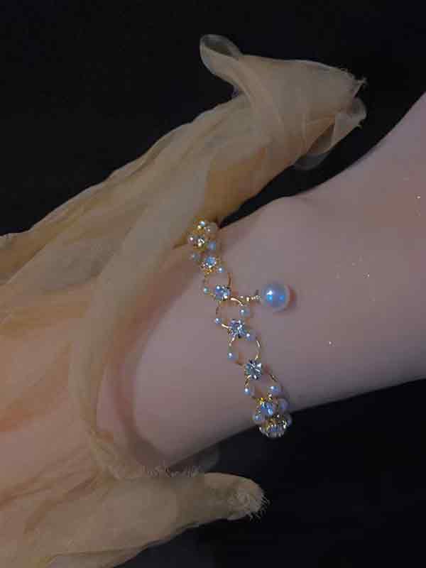 Armband mit Diamant-Perlendekor-Anhänger-2
